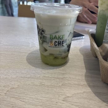 Bake & Che - The che here is very good and yummy and the worker was super nice highly recommend - Bakeries Near Me - Rosemead, California