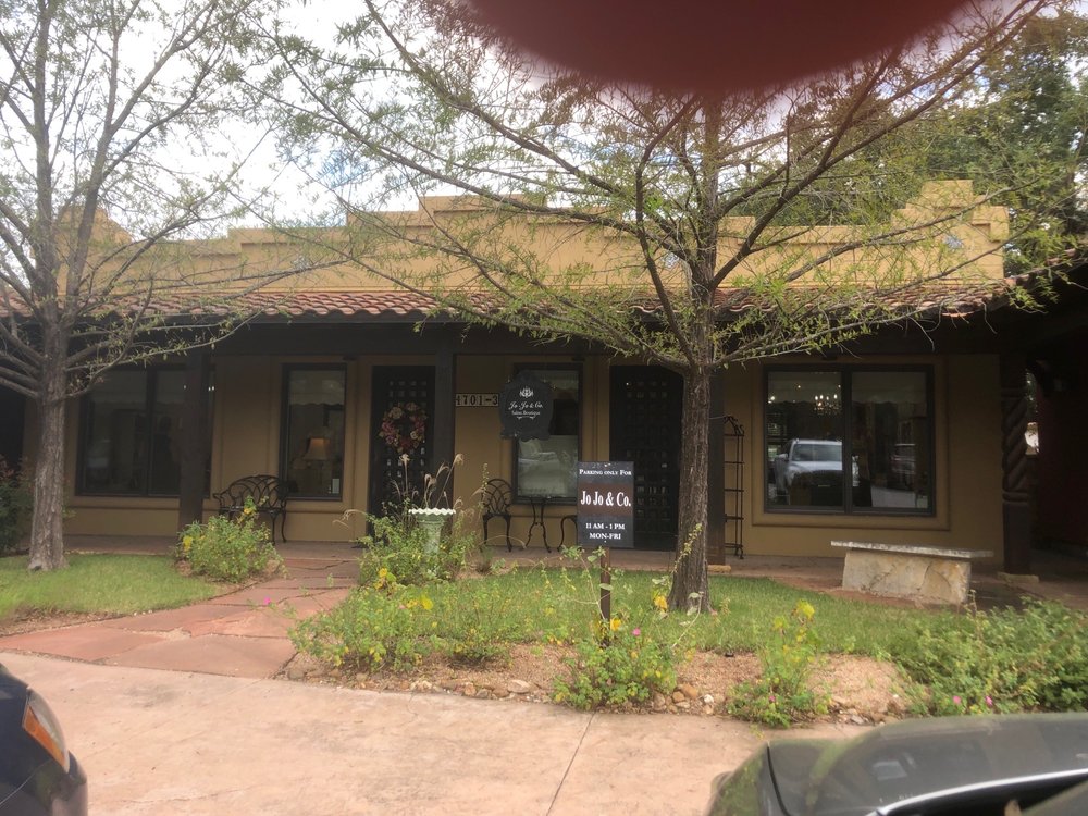 JOJO SALON AND BOUTIQUE Updated June 2024 4701 Williams