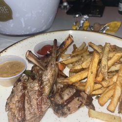 Caspi Restaurant And Lounge - Lamb Chops