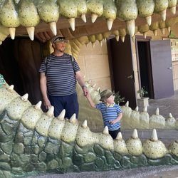 Australian Reptile Park - Snake house