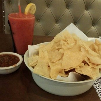 Uncle Julio's - Free chips and salsa yummy - Mexican Near Me - Orlando, Florida
