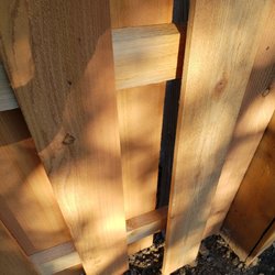 Specialty Fence - Not nailed in middle or bottom