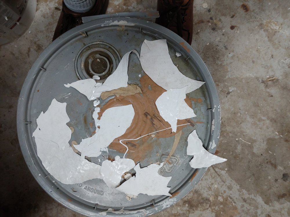 Slide of Lloyd Roofing