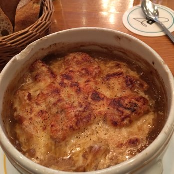 Bistrot Richelieu - Onion soup - French Near Me - Paris, 01 Bistrot Richelieu - Onion soup - French Near Me - Paris, 01