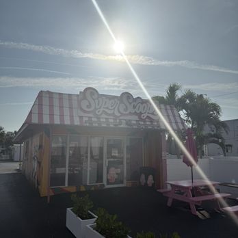 Super Scoops - Dessert place - Ice Cream & Frozen Yogurt Near Me - Treasure Island, Florida Super Scoops - Dessert place - Ice Cream & Frozen Yogurt Near Me - Treasure Island, Florida