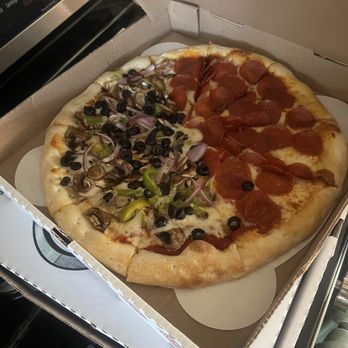 David's Pizza - Medium pizza half veggie half pepperoni - Pizza Near Me - Stockton, California