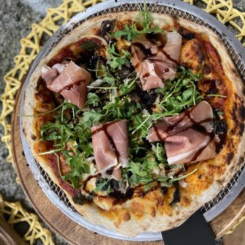 Vido’s Pizza - Pizza Prosciutto - Pizza Near Me - Conroe, Texas