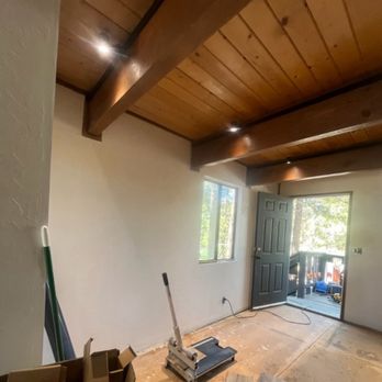 Espys Electrical Services - Beautiful track lighting looks amazing - Electricians Near Me