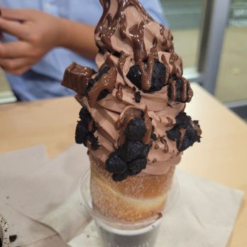 Crispy Cones - Brownie Royale - Ice Cream & Frozen Yogurt Near Me - Edison, New Jersey