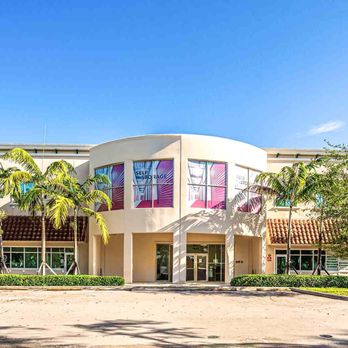Storage King USA - Self Storage Near Me - Mirama, Florida Storage King USA - Self Storage Near Me - Mirama, Florida