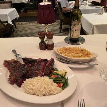 Hy's Steak House - Steakhouses Near Me - Honolulu, Hawaii Hy's Steak House - Steakhouses Near Me - Honolulu, Hawaii