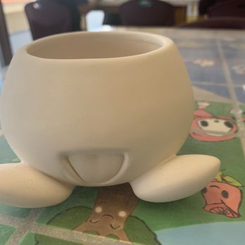 Clay Café - Ceramic choice - Cafes Near Me - Honolulu, Hawaii