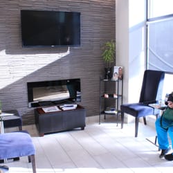 Canada Way Dental - Welcoming and comfortable waiting area at Canada Way Dental in Burnaby, designed to make every patient feel relaxed before their appointment
