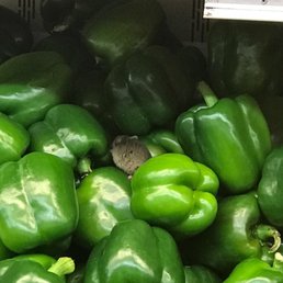 Rodent in the green peppers. Disgusting grocery store. Rodent in the green peppers. Disgusting grocery store.