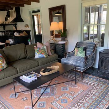 Beach Plum Farm - The kitchen & living room. - American Near Me - West Cape May, New Jersey Beach Plum Farm - The kitchen & living room. - American Near Me - West Cape May, New Jersey