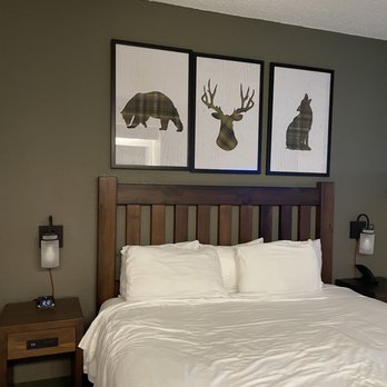 Great Wolf Lodge - Comfy Clean Rooms! - Resorts Near Me - Grapevine, Texas Great Wolf Lodge - Comfy Clean Rooms! - Resorts Near Me - Grapevine, Texas