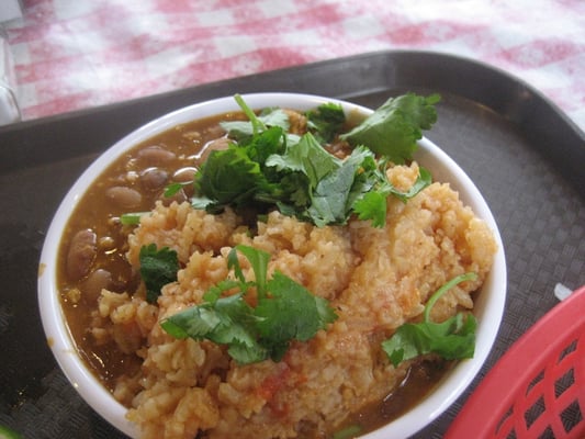 Las Cuatro Milpas by null