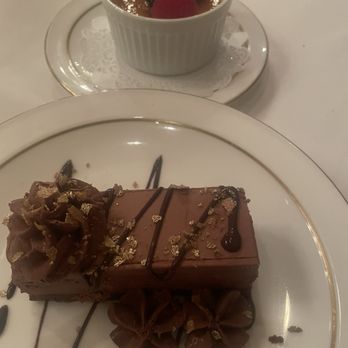 The Firehouse Restaurant - Chocolate Mousse Cake & Vanilla Creme Brûlée - New American Near Me - Sacramento, California The Firehouse Restaurant - Chocolate Mousse Cake & Vanilla Creme Brûlée - New American Near Me - Sacramento, California