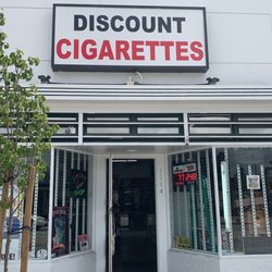 Ron & Bridgettes Place - Store front