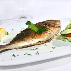 Naxos Taverna - Frische Dorade vom Grill...