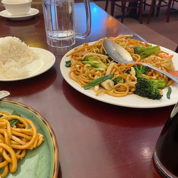 Bambu Garden - Chinese Near Me - Roseville, California