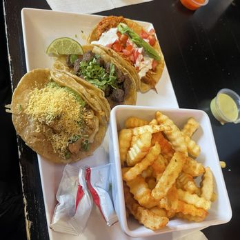 Taco Maya - Samosa Taco* Grilled Steak Taco* Chicken Tinga Taco* 3 Taco Plate* - Mexican Near Me - Chicago, Illinois Taco Maya - Samosa Taco* Grilled Steak Taco* Chicken Tinga Taco* 3 Taco Plate* - Mexican Near Me - Chicago, Illinois