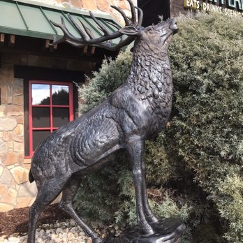 Twin Peaks - Mascot - New American Near Me - Hoover, Alabama