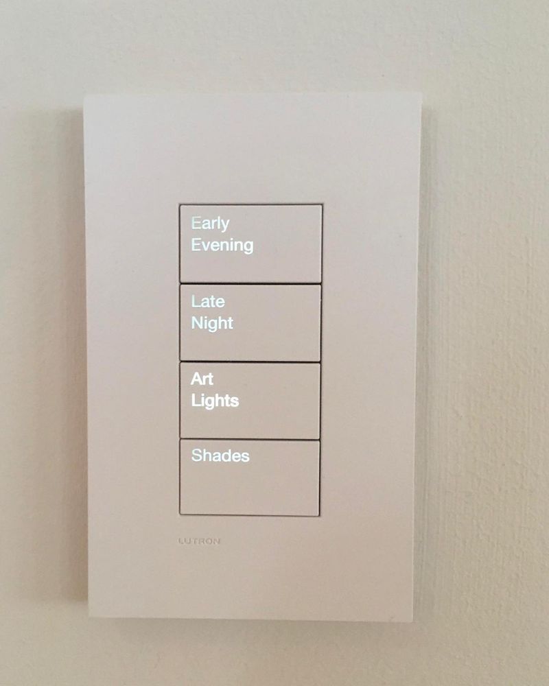 Slide of Return Emergency Electrician