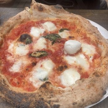 Pizza Pilgrims - Buffalo Mozzarella Margarita Pizza received high praise - Pizza Near Me - London, XGL