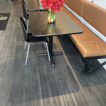 Jamerican Kitchen Cafe - Dining area - Caribbean Near Me - Beachwood, Ohio Jamerican Kitchen Cafe - Dining area - Caribbean Near Me - Beachwood, Ohio