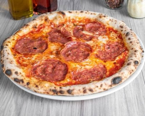 Piacere Wood Fired Pizza Pines by null
