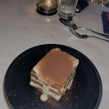 Quiora - tiramisu - Italian Near Me - Honolulu, Hawaii Quiora - tiramisu - Italian Near Me - Honolulu, Hawaii