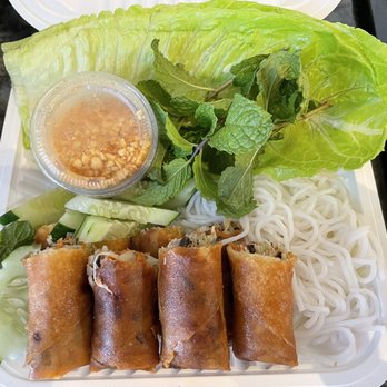 Sabb Thai - Spring Rolls we're good, but not worth getting ripped off. - Thai Near Me - Honolulu, Hawaii
