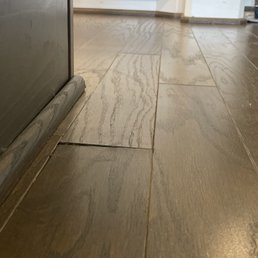 Gap and uneven floor placement Gap and uneven floor placement