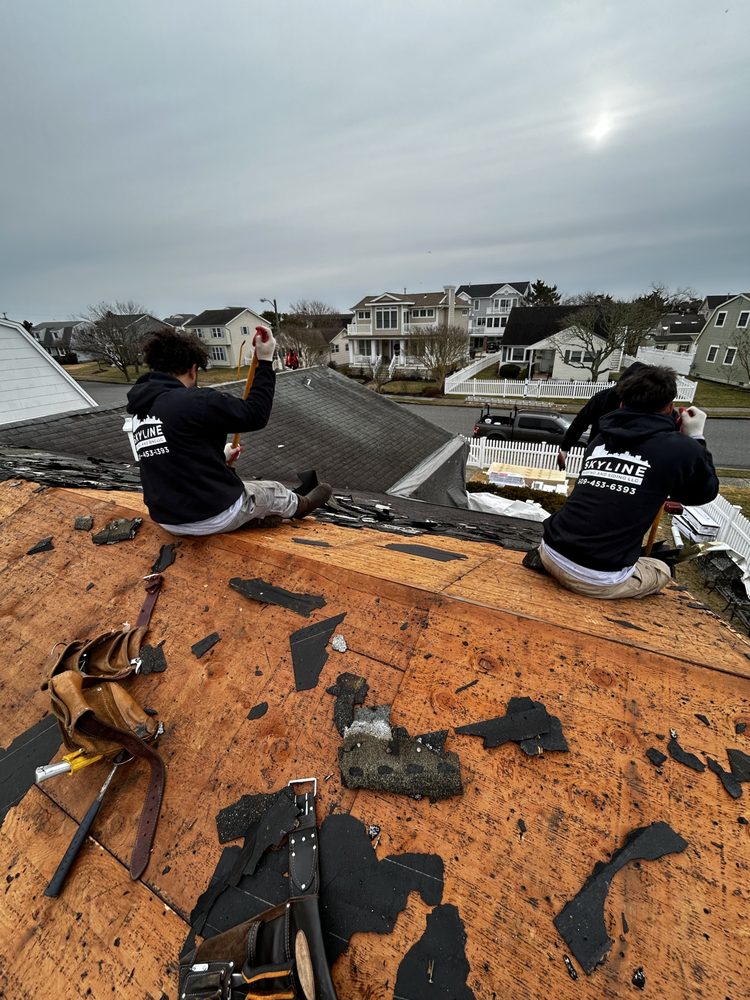 SKYLINE ROOFING AND SIDING Updated July 2024 25 Photos 131