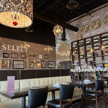 Thai Select - the dining area of the restaurant - Thai Near Me - Zionsville, Indiana Thai Select - the dining area of the restaurant - Thai Near Me - Zionsville, Indiana