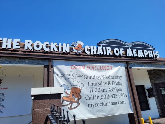 THE ROCKIN CHAIR - Updated July 2025 - 1542 Elvis Presley Blvd, Memphis ...