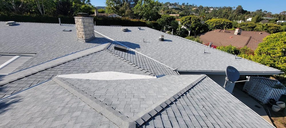 Slide of DO Roofing 770