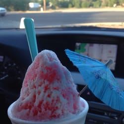Bahama Buck's - Pink lemonade with cream!