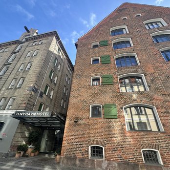 71 Nyhavn Hotel - Front of hotel - Hotels Near Me - Copenhagen, 84 71 Nyhavn Hotel - Front of hotel - Hotels Near Me - Copenhagen, 84
