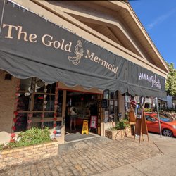 Gold Mermaid - Outside. Storefront. Located next door to Hawaii Gelato.