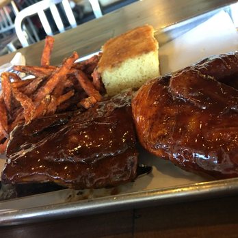 Badlands BBQ - Barbeque Near Me - Norco, California