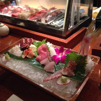 Kata Robata - Peppercorn tuna, blood clam, bluefin tuna belly, yellow tail and barracuda - Sushi Bars Near Me - Houston, Texas