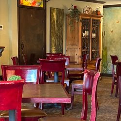 Magic Bistro - Beautiful interior.