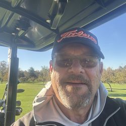 Crystal Lake Golf - This is me enjoying a beautiful day on the course early morning, a little chilly and a little breezy. I will definitely come back.