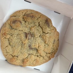 Milk Chocolate Chip Cookie