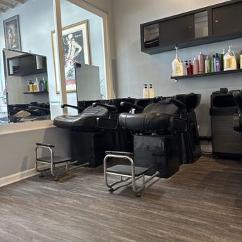 Crush Salon - Hair Stylists Near Me - Hermosa Beach, California Crush Salon - Hair Stylists Near Me - Hermosa Beach, California