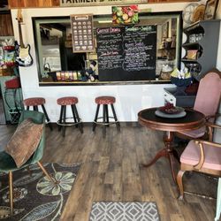Harvest Garden Cafe - Order counter as you walk in the front door