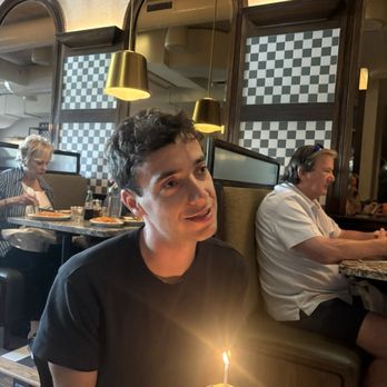 DeNuccis - New American Near Me - Lincoln Park, Illinois