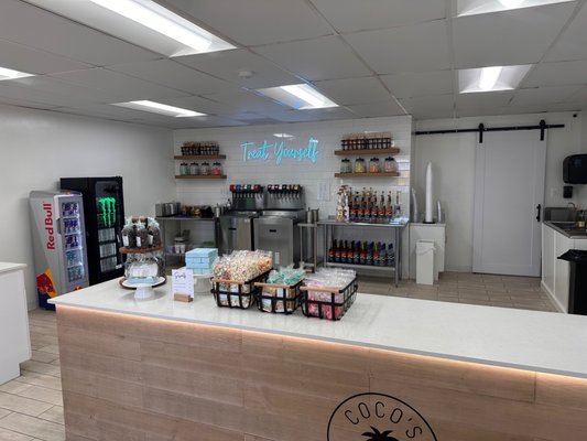 Coco's Sodas + Sweets by null